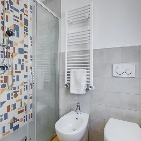 Bdc - Marble 3bdr At Vatican Apartman *